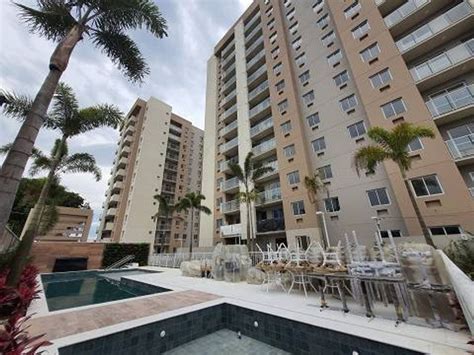 Apartamentos à venda em Marechal Hermes, Rio de Janeiro